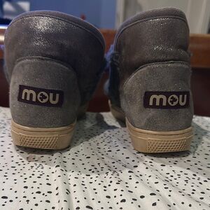 Mou Gray Moccasins